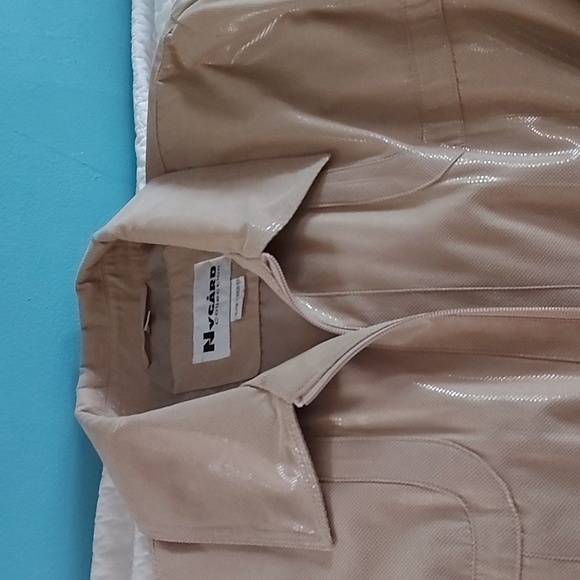 Nygard Coat - Picture 2 of 4